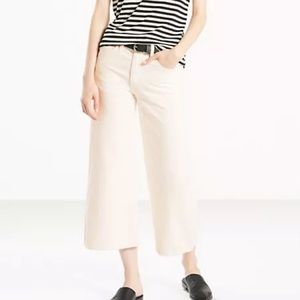levi’s cropped white culottes